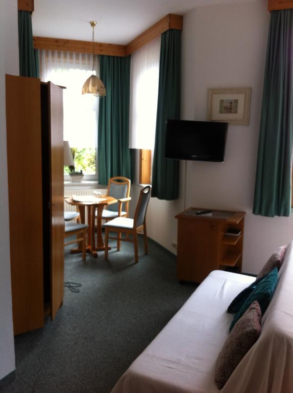 Pension Tannenrausch フリードリッヒローダ 部屋 写真
