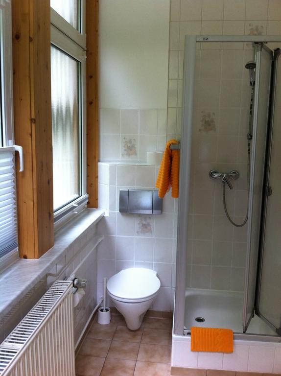 Pension Tannenrausch フリードリッヒローダ 部屋 写真